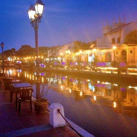 Voyage Cottage Lodge Malacca Ngoại thất bức ảnh