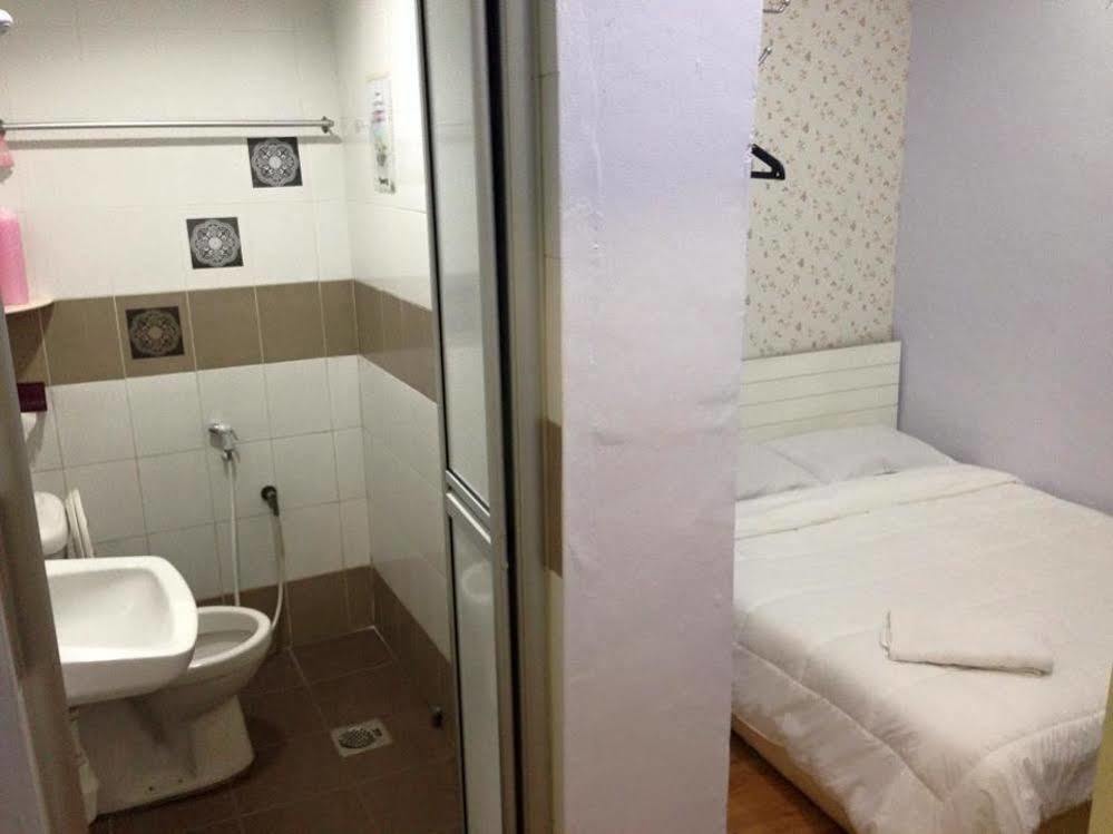 Voyage Cottage Lodge Malacca Ngoại thất bức ảnh