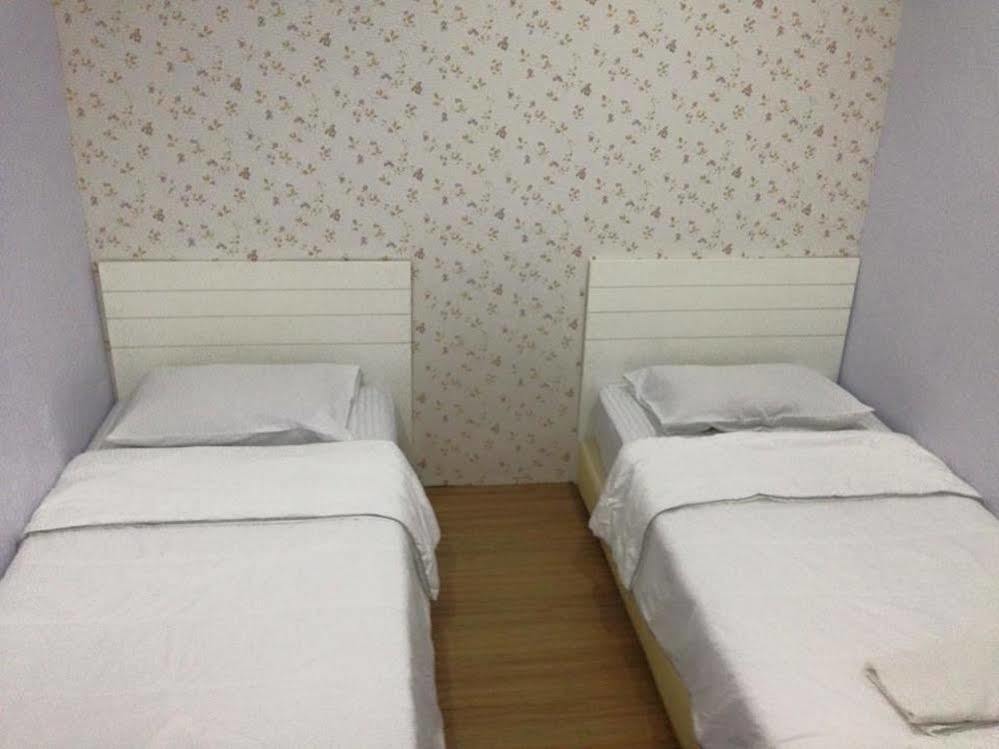 Voyage Cottage Lodge Malacca Ngoại thất bức ảnh